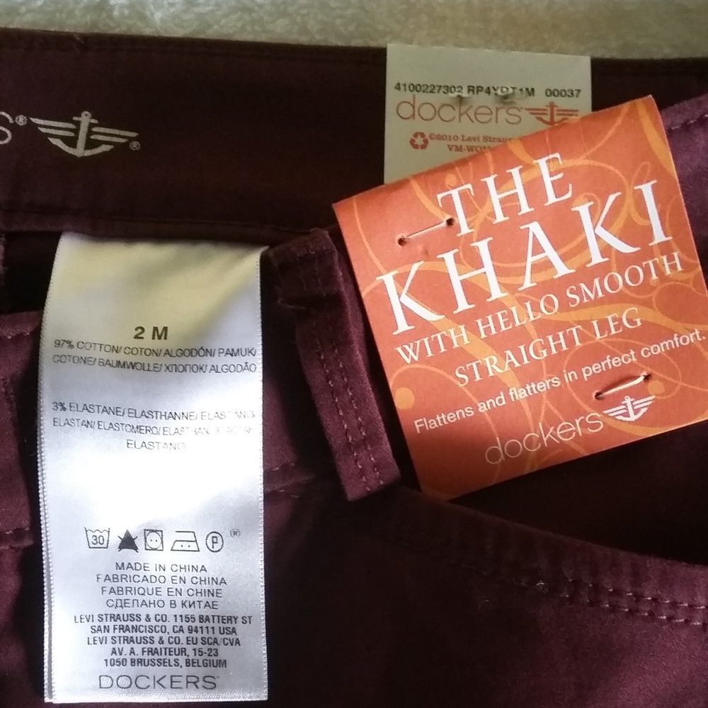 Women's Dockers The Khaki with Hello Smooth Straight Leg Pants